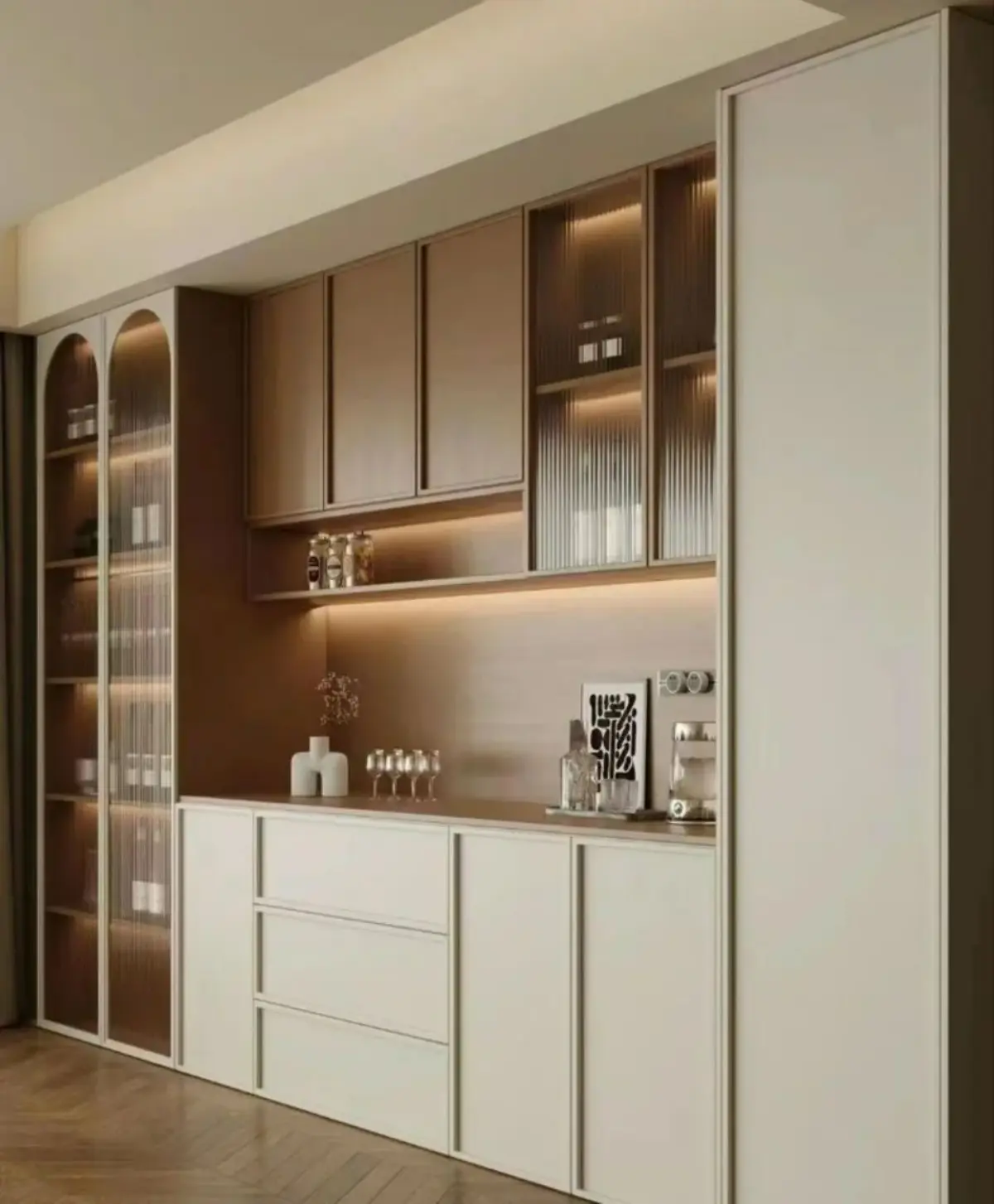 کابینت نئوکلاسیک با درب بدون دستگیره در ترکیب رنگی کرم و قهوه‌ای