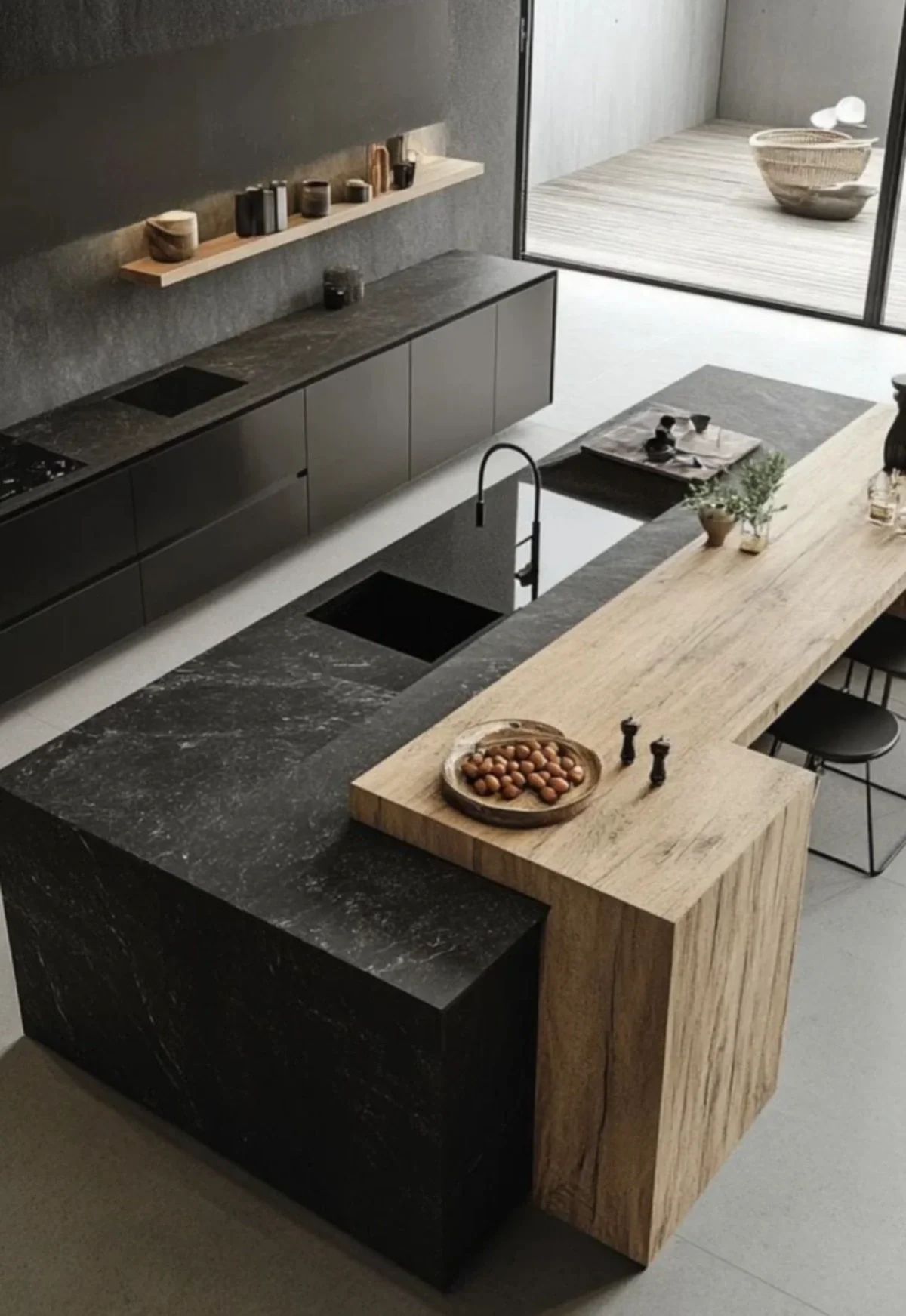 جزیره کابینت مدرن چند منظوره مشکی و طرح چوب