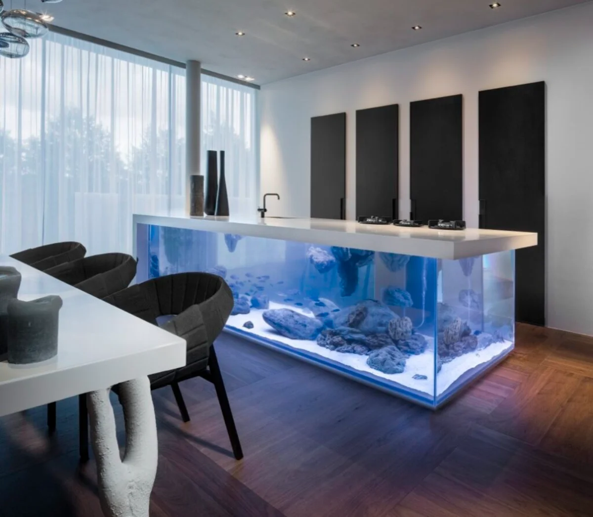 جزیره با آکواریوم و صفحه سفید