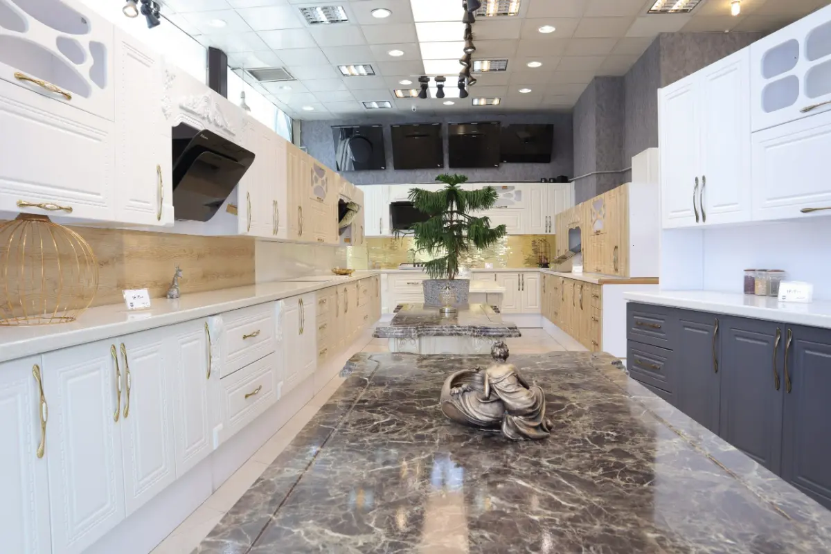 انواع کابینت ممبران با دستگیره های برنجی و مسی