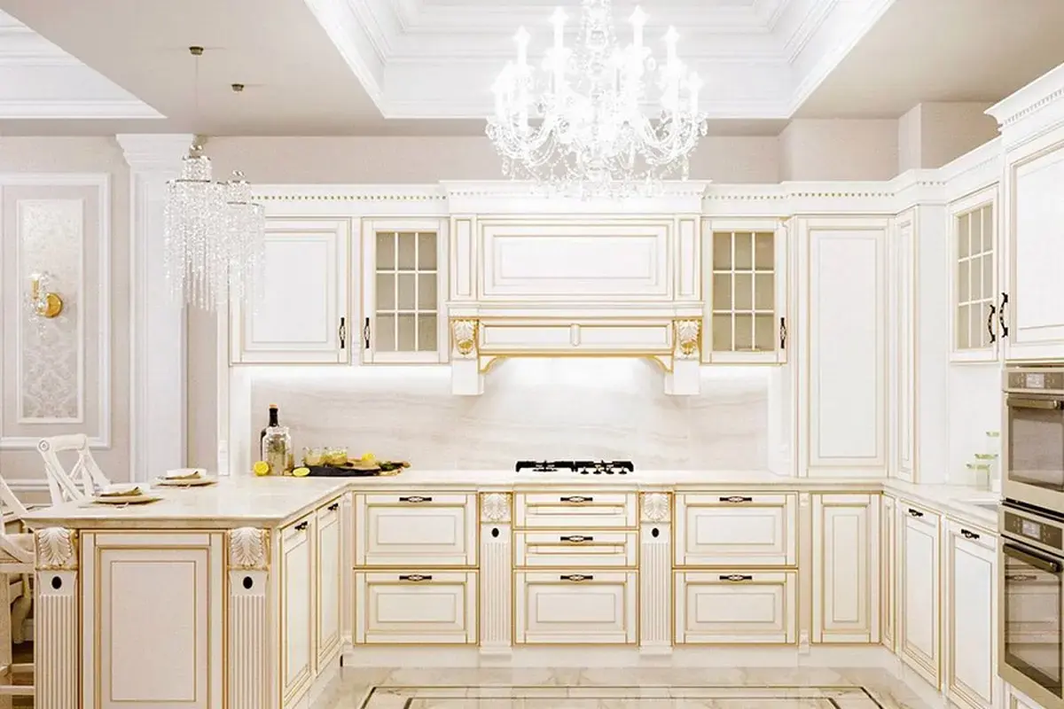 کابینت ممبران سفید با حاشیه طلایی و دستگیره های برنجی