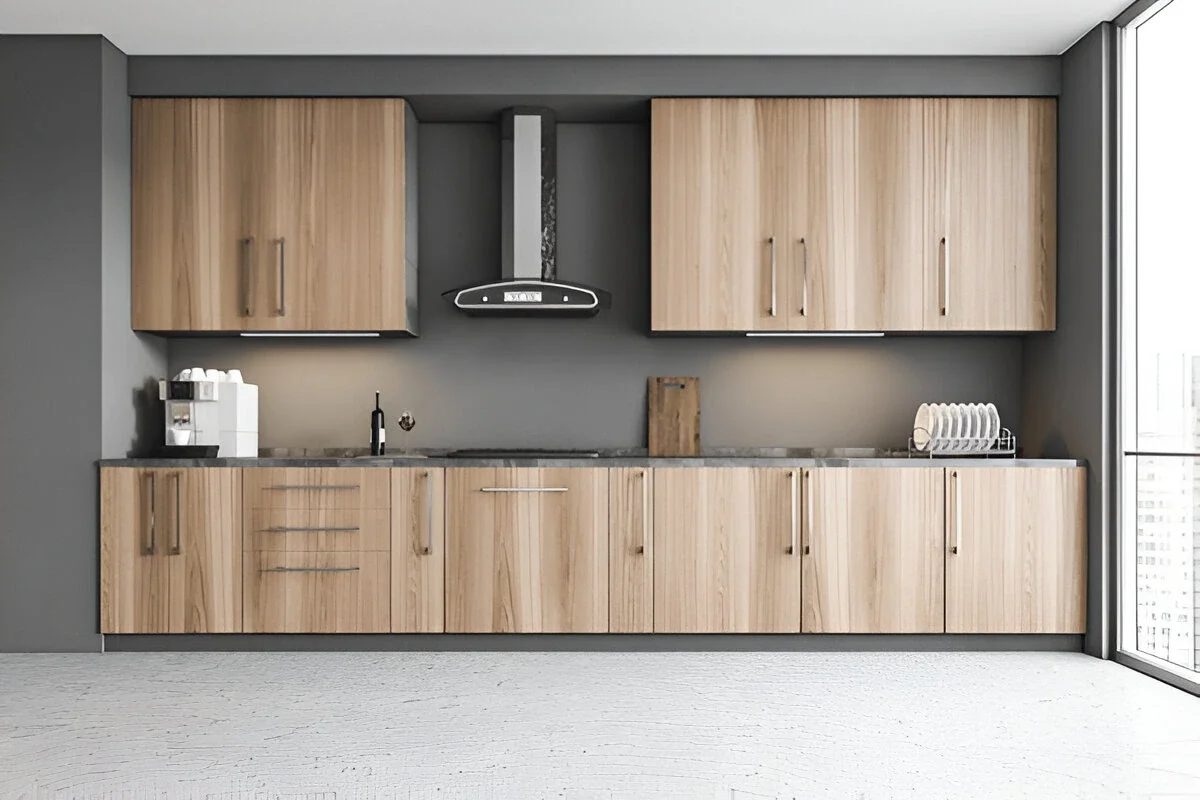 کابینت چوبی ساده با دستگیره های فلزی و مدرن